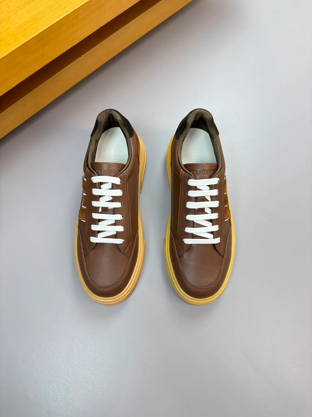 Men's men's shoes 💰440 [New style] 🏃‍♂️🏃‍♂️[Ferragamo] Ferragamo - High-end quality original order·Casual sports shoes -Upper: 🔝Nappa calfskin, suede calfskin, shoe body. Sewing brand totem, tongue air pressure brand logo -Inner: water-dyed cowhide -Outsole: ultra-light TPU foam rubber; molded outsole -Ultra-high quality control and fine workmanship: outstanding (high-end, extravagance, grade) -Size: 38-45 (46, can be customized)